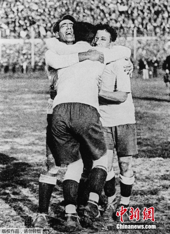 国际足联评估2030年世界杯扩军至64队提案，借百