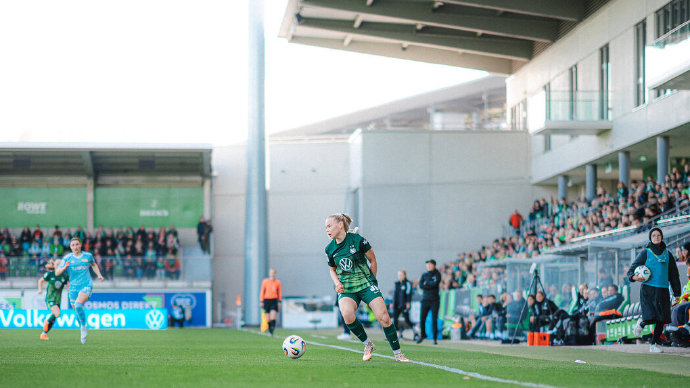 狼堡女足补时绝平柏林联合 拿到1分迎战欧冠强敌