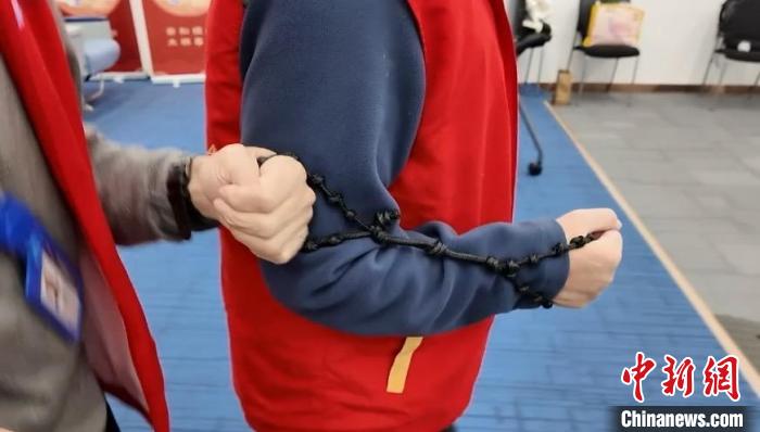 视障跑者与志愿者携手备战2025汉马