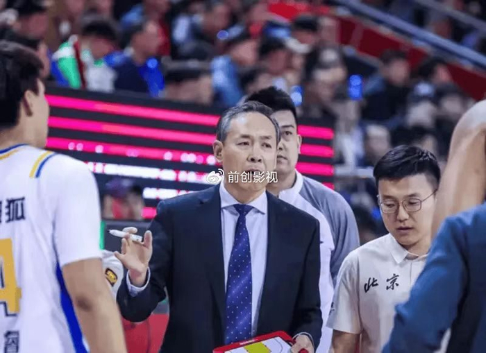 北京队力克广州队 立足季后赛争夺战